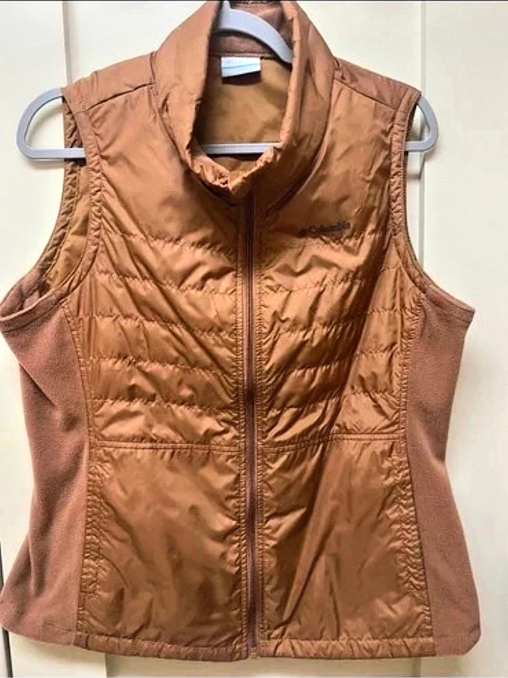 Columbia Women's Mix It Around Quilted Insulated Hybrid Vest – Camel-Like New